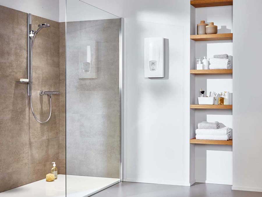 Doorstroomtoestel voor de douche